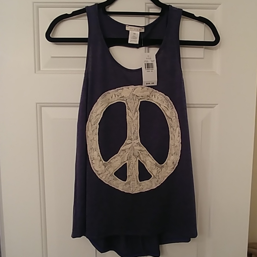 *NWT* Ti+Lo Womens High Low Tank - Size XS